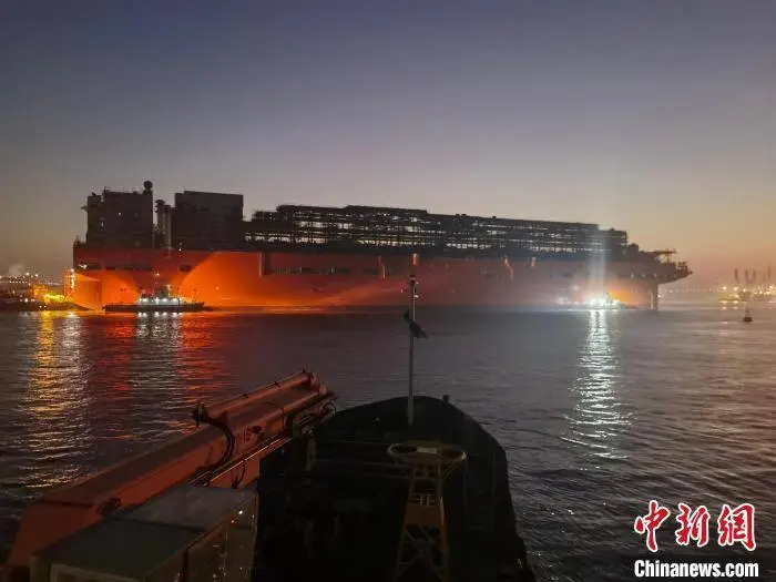 我国首座大型浮式天然气液化装置顺利抵达舟山，背后有哪些不为人知的挑战？  第3张