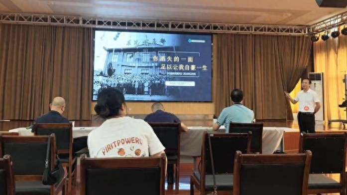 三线老职工的荣光：德阳老年职工荣光计划完美落幕，健康优先理念赢得一致好评