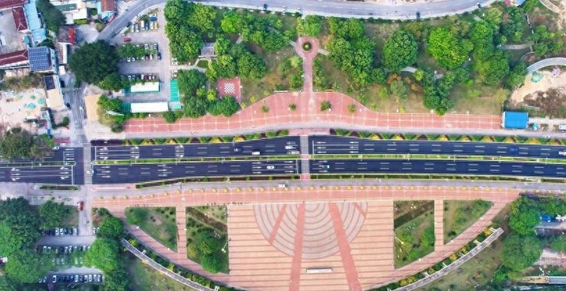 鹤山人民东路大变样!4.3公里焕然一新,1个月完工,市民出行更便捷 第1张 鹤山人民东路大变样!4.3公里焕然一新,1个月完工,市民出行更便捷 第1张