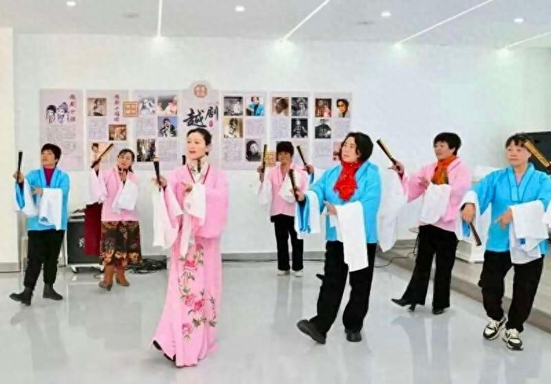 揭秘越剧文化特派员：如何让百年越剧在乡村焕发新生？  第1张