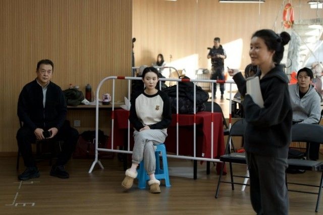 乘风破浪：老戏骨联袂演绎，笑中带泪揭示老年人防骗真相  第2张