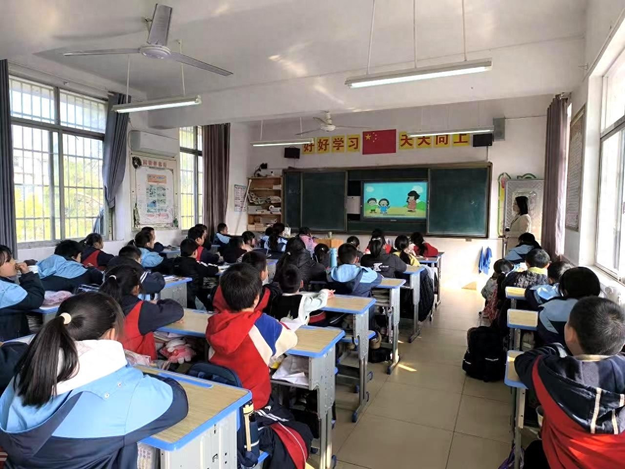 12岁女孩如何自救？这场讲座揭秘了所有家长都该知道的秘密