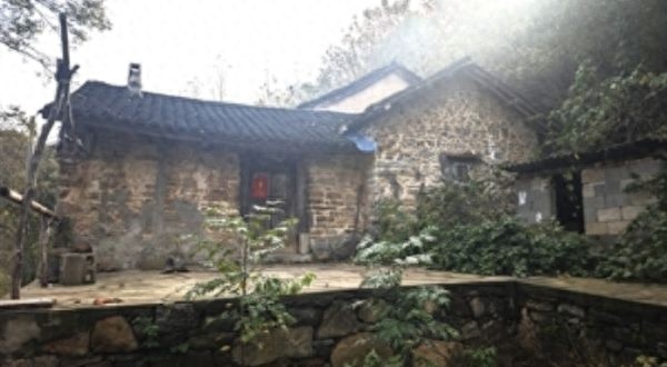 揭秘东宝区栗溪镇插旗村七组：清代古建筑却学军老屋的千年秘密