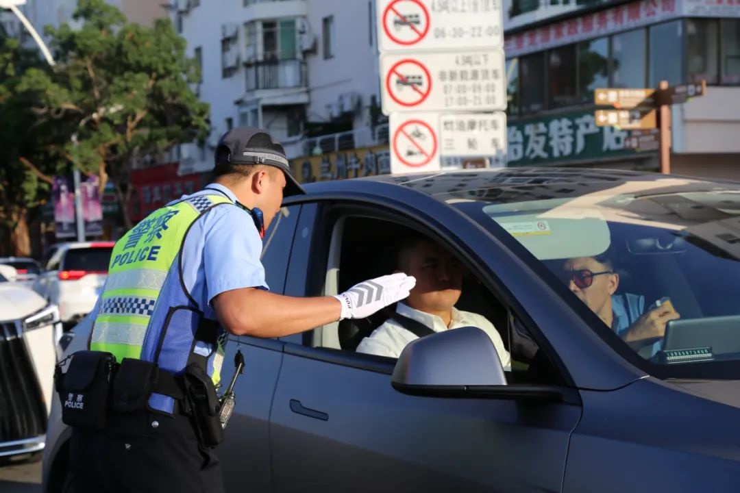 三亚警方精心守护，第六届海南岛国际电影节圆满落幕，安全保障细节曝光  第4张