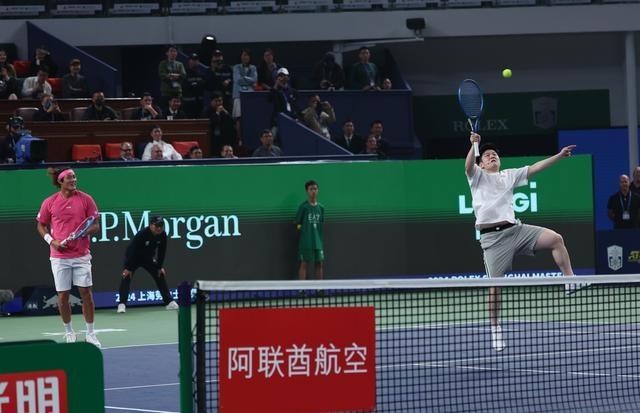 费德勒超级挚友之夜：网坛传奇与各界明星的璀璨盛宴  第3张