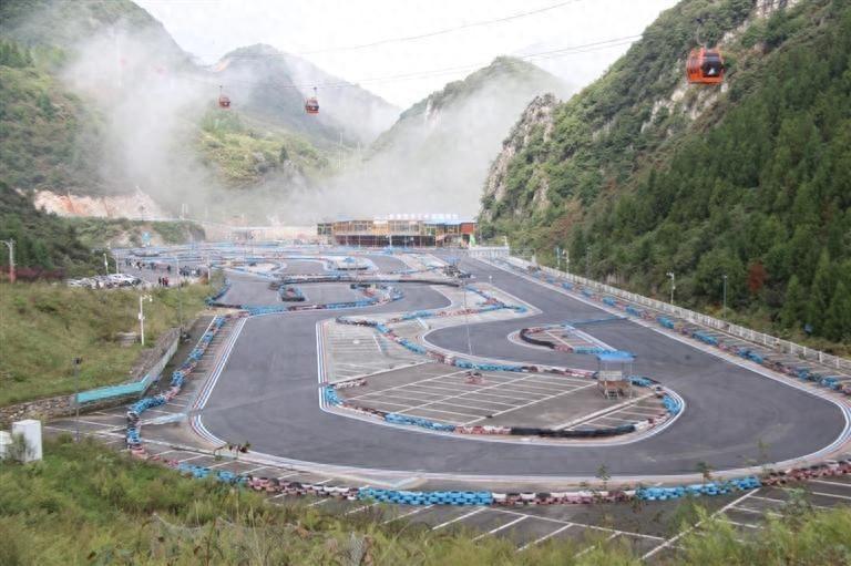 国庆长假，六盘水梅花山景区迎来旅游高峰，你还不来体验吗？  第1张