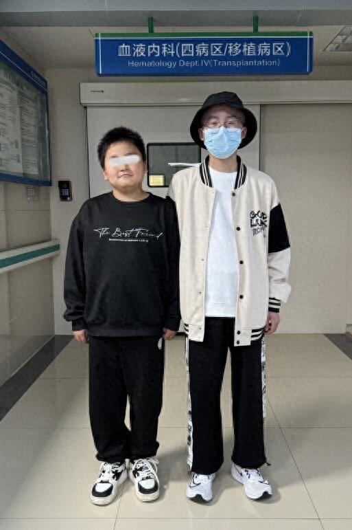 10 岁弟弟捐干细胞救哥哥，我想哥哥快点好起来，这份爱太伟大了  第1张
