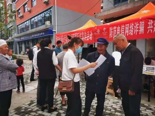 遵义联通：跨越数字鸿沟，让老年人拥抱智能科技的温暖  第3张