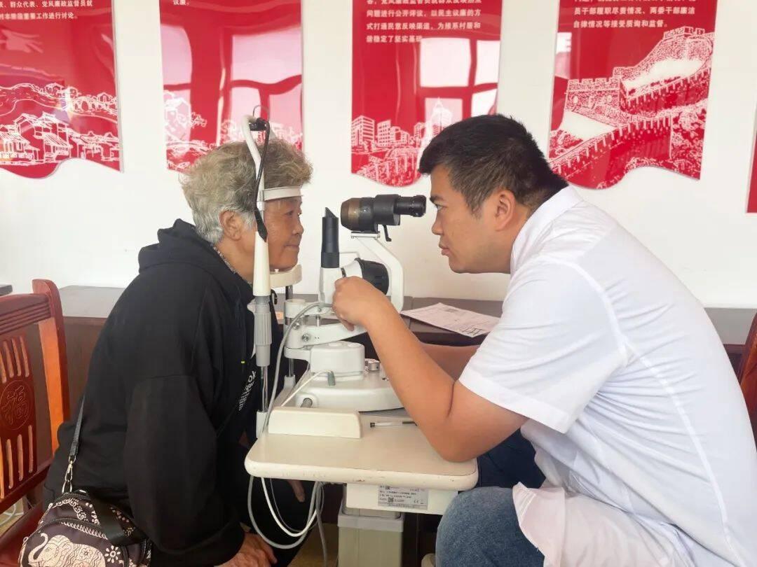 重阳节，威海草庙子镇用移风易俗书写敬老爱老新篇章  第3张