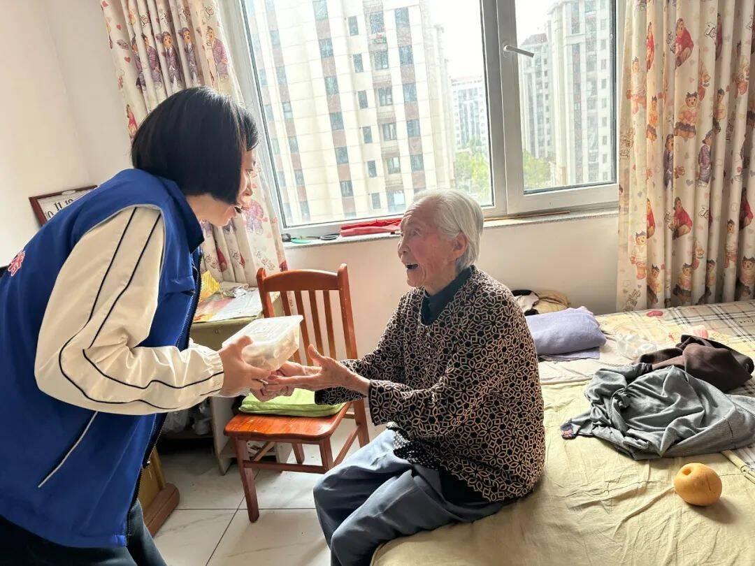 重阳节，威海草庙子镇用移风易俗书写敬老爱老新篇章  第4张