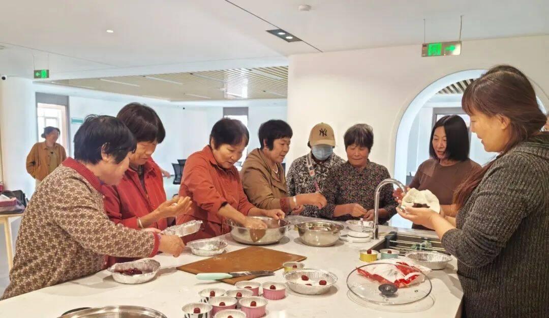 重阳节，威海草庙子镇用移风易俗书写敬老爱老新篇章  第5张