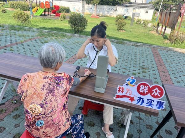 便民服务进乡村，惠民实事暖人心！常熟这个村太让人羡慕了  第2张
