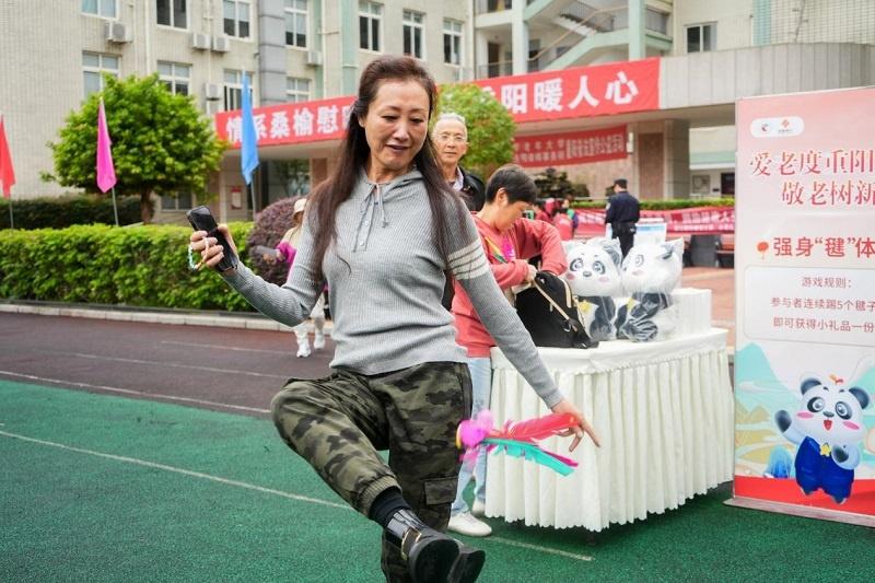 重阳节成都老年大学游园活动：孝老爱老敬老助老，共度欢乐时光  第4张