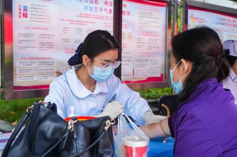重阳节成都老年大学游园活动：孝老爱老敬老助老，共度欢乐时光  第7张