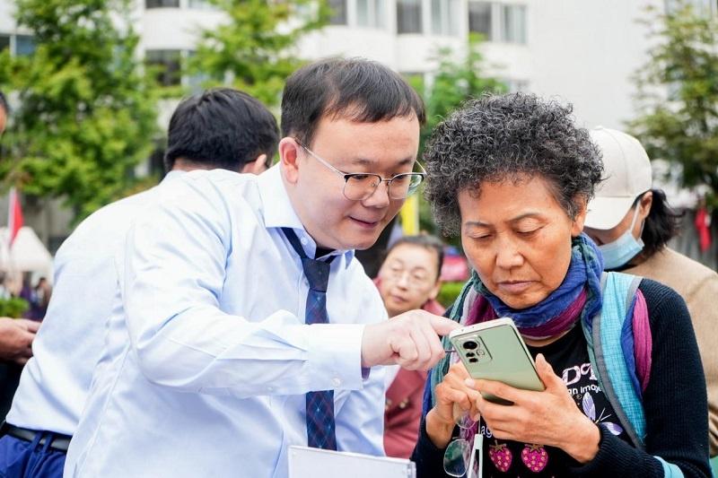 重阳节成都老年大学游园活动：孝老爱老敬老助老，共度欢乐时光  第8张