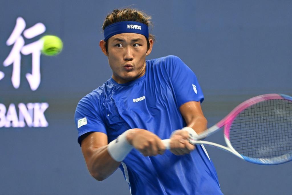 从被 6:0 横扫到闯进大师赛 8 强，张之臻的网球之路经历了什么？  第3张