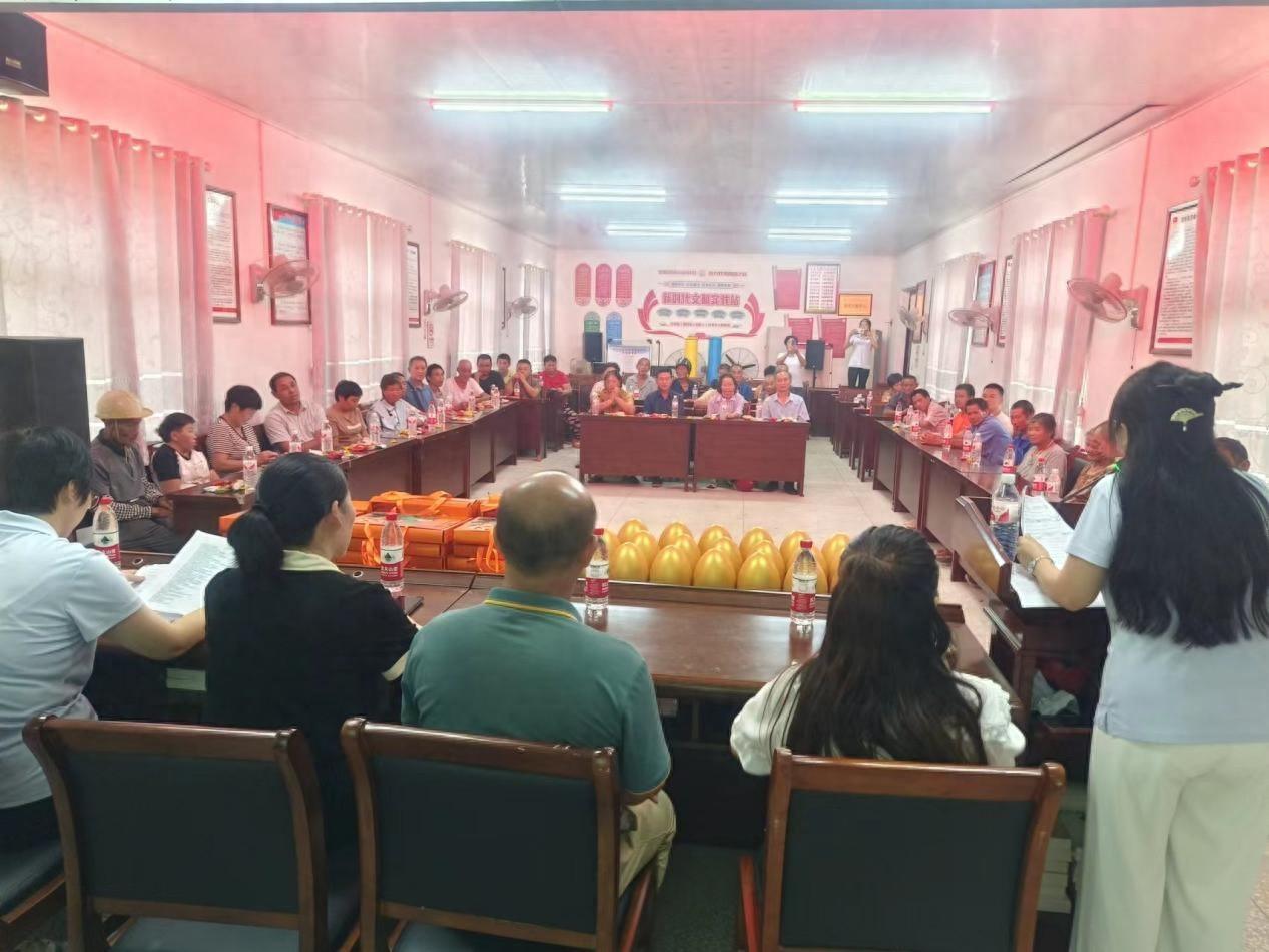 秋江街道重阳节活动，让老人感受关爱与温暖