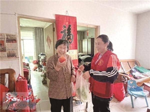 社区助老联盟：让独居老人不再孤单，温暖晚年时光  第1张