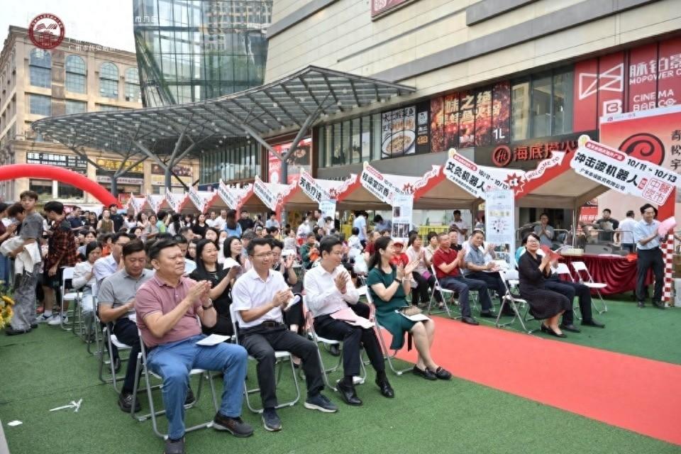 穿汉服、品茶饮、做香囊……第七届世界中医药日，白云区中医药文化夜市盛大开幕  第1张