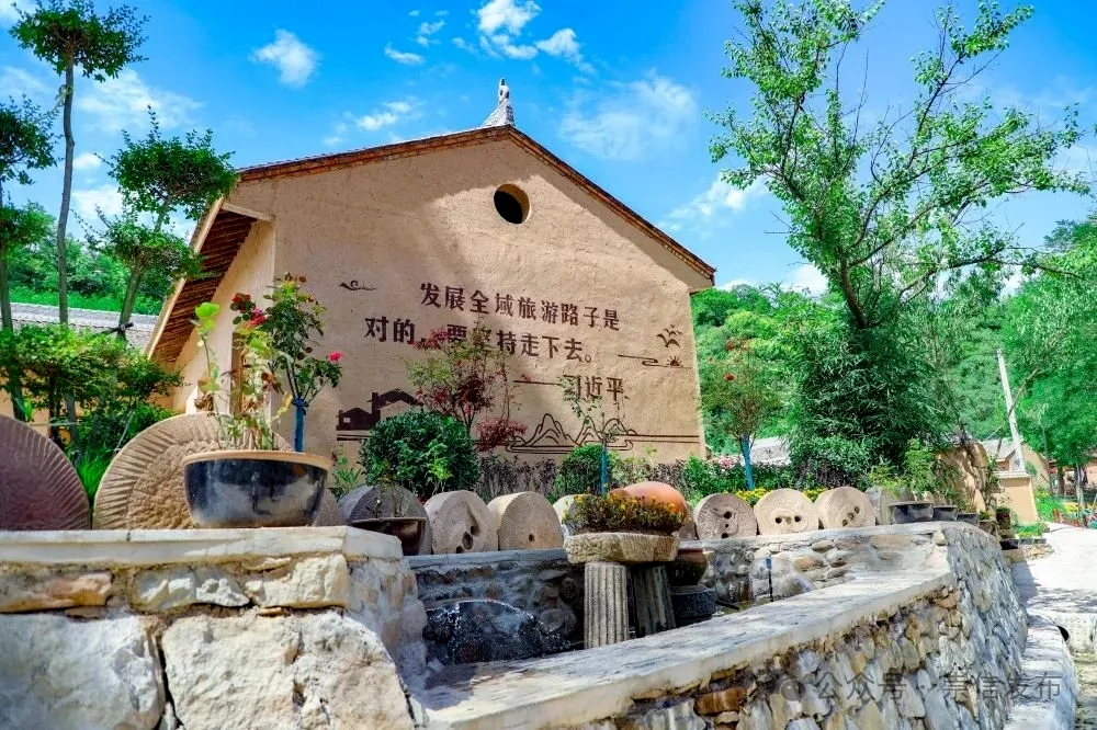 这个小村竟然隐藏着这么多秘密  第1张