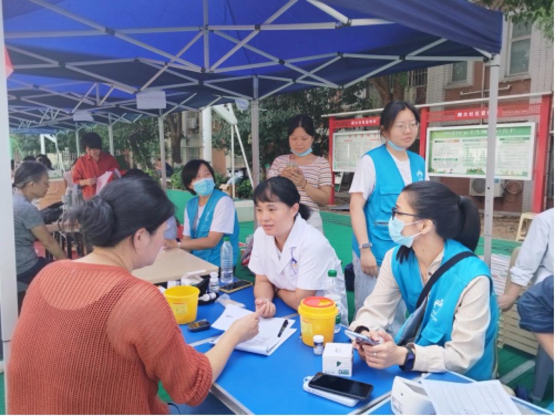 重阳节大型健康公益活动来袭！专家义诊、免费检查，全方位关爱老年人健康  第2张