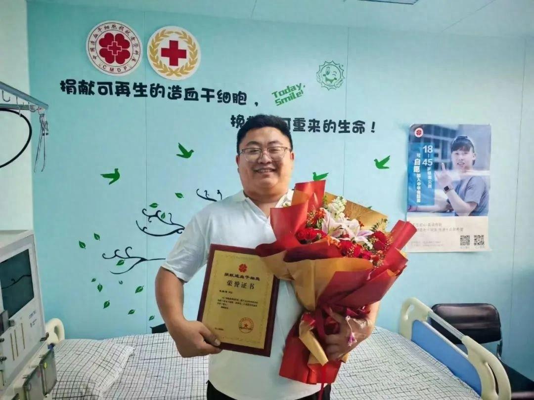 龙警故事：那些藏于星辰月下的情感，照亮行者的路