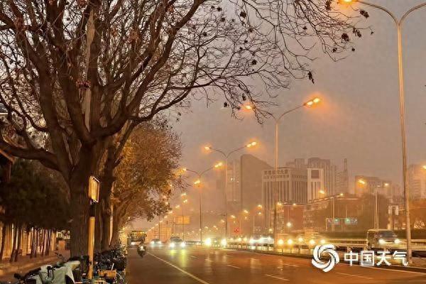 北京今晨有雾，今夜到明天将有明显降雨、降温  第1张
