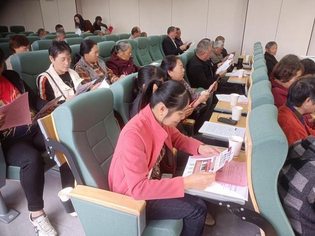 新型毒品伪装成电子烟，你还敢抽吗？  第2张