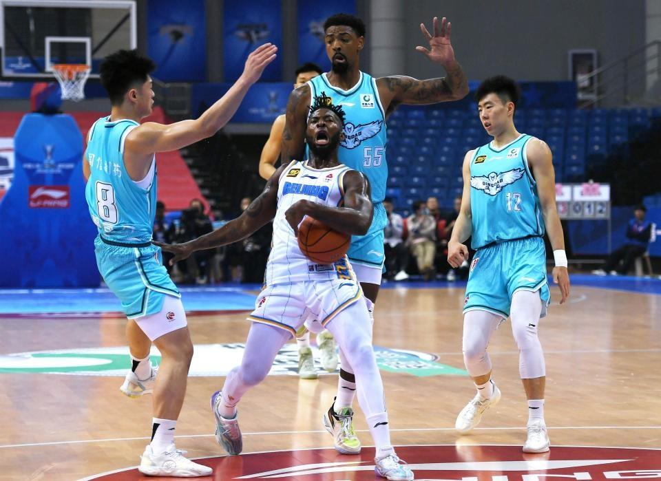 CBA 青岛赛区激战正酣，北京北汽队 81 比 76 险胜青岛国信制药队  第3张