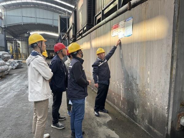 金山应急管理局安全生产督导调查服务队：为企业安全保驾护航  第2张
