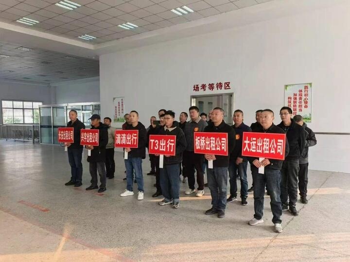 古建工匠技能比武：三小时精雕细琢，巧夺天工的极致技艺  第2张