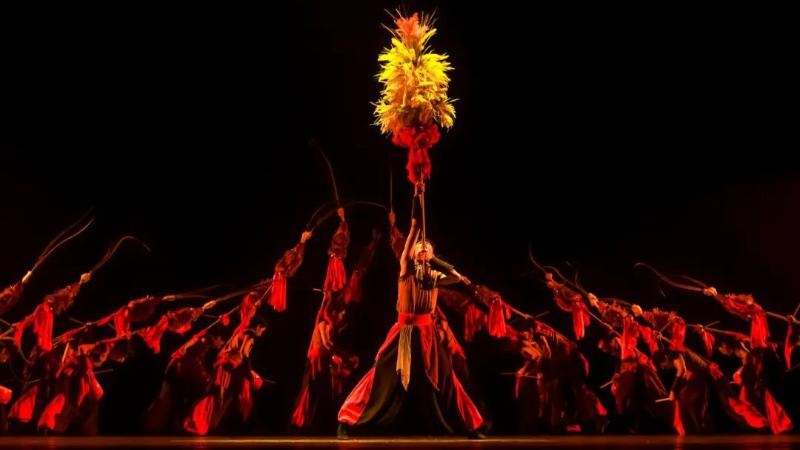 揭秘2024全国民族民间舞蹈汇演：31个惊艳作品，带你领略中华多元文化魅力  第2张