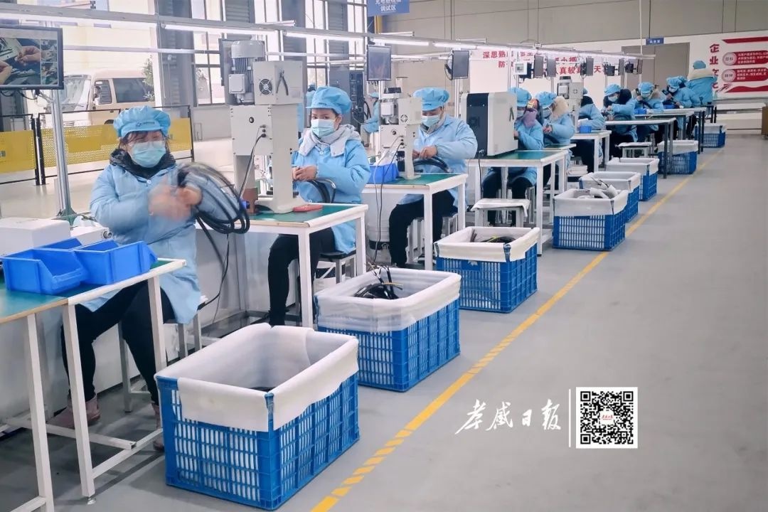 揭秘孝南区工业项目新动向：高端定制门与5G智能生产的未来之路  第5张