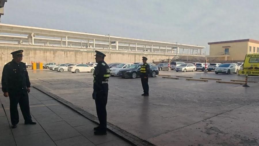 高铁潍坊北站大整治：黑车、乱停揽客现象将成历史，旅客出行更安全  第1张