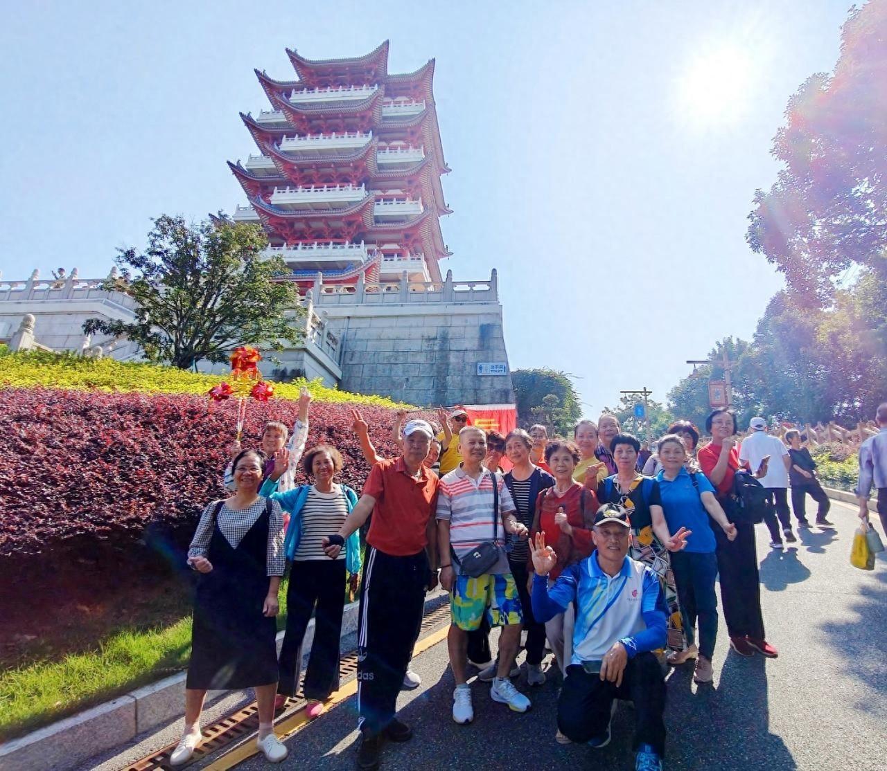 重阳节，万人齐聚韶关莲花山，韶阳楼免费讲解服务等你来  第1张