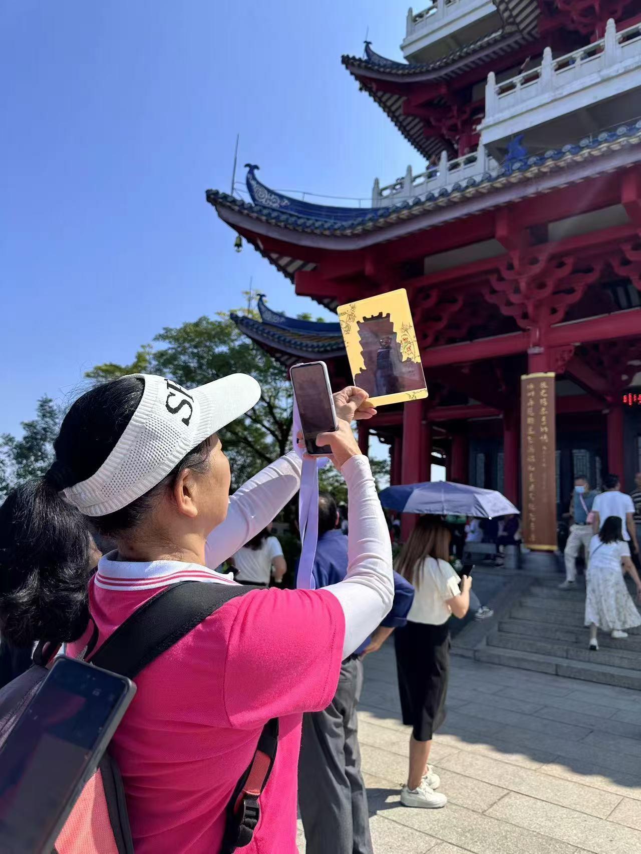 重阳节，万人齐聚韶关莲花山，韶阳楼免费讲解服务等你来  第3张