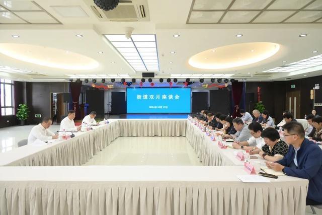 区长带队调研走访，这些社区服务设施竟有如此重要作用  第3张