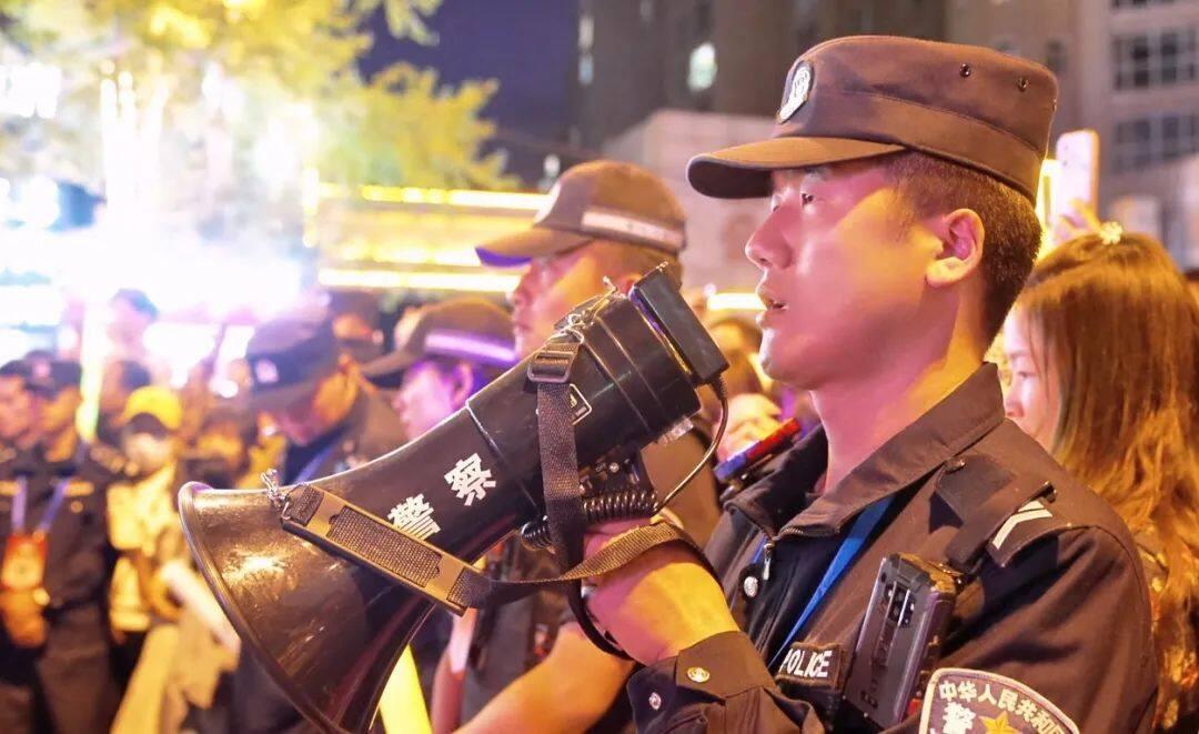 城北公安分局民警辅警全力践行全时护，守护西宁七十五载岁月静好  第3张