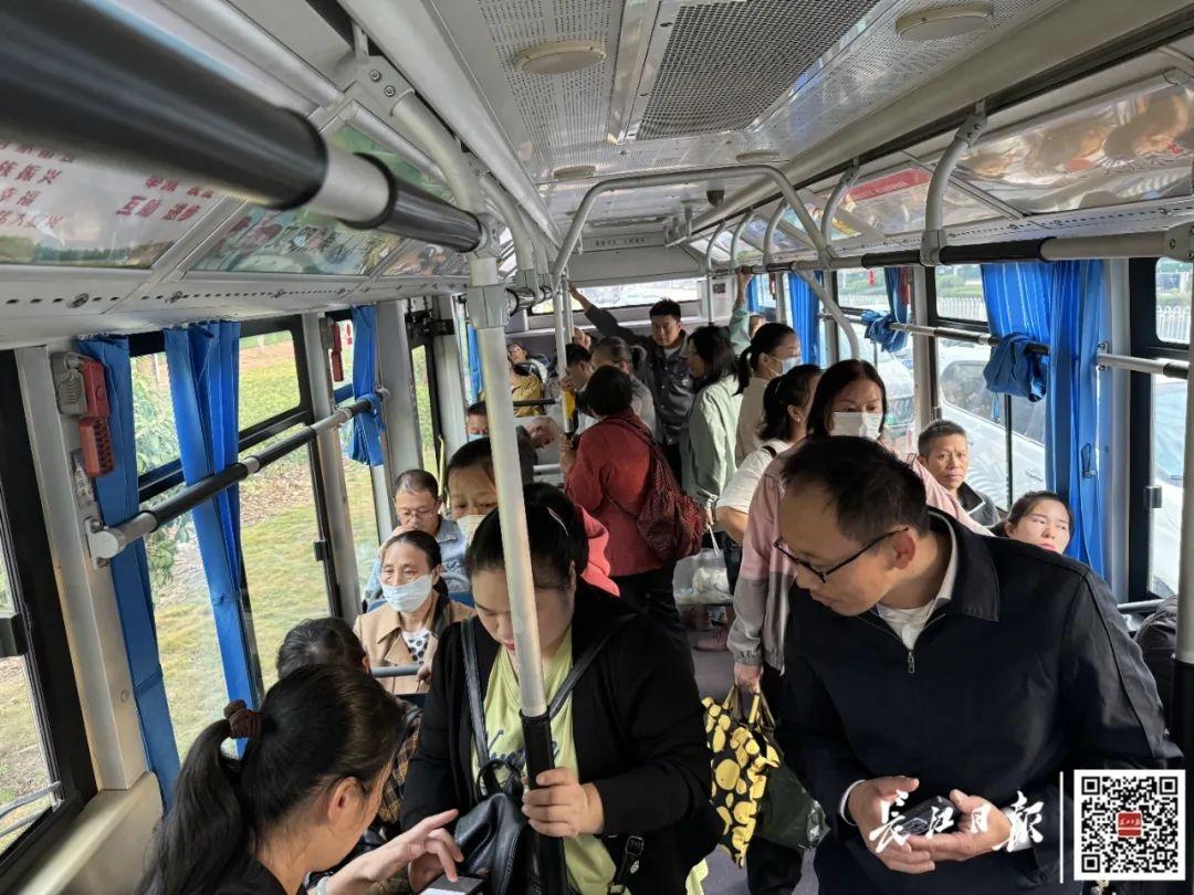 黄陂到汉口，公交地铁谁更早？K295 路开通引发网友热议  第5张