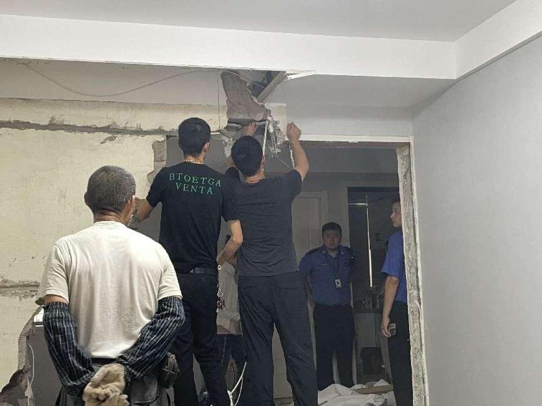 凤凰二社区一住户竟为扩客厅敲除承重墙，安全隐患引人忧  第4张