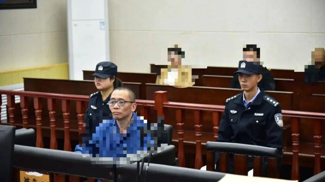 贪污受贿！贵州住建厅原综合处处长李国忠受审，案情细节曝光  第1张