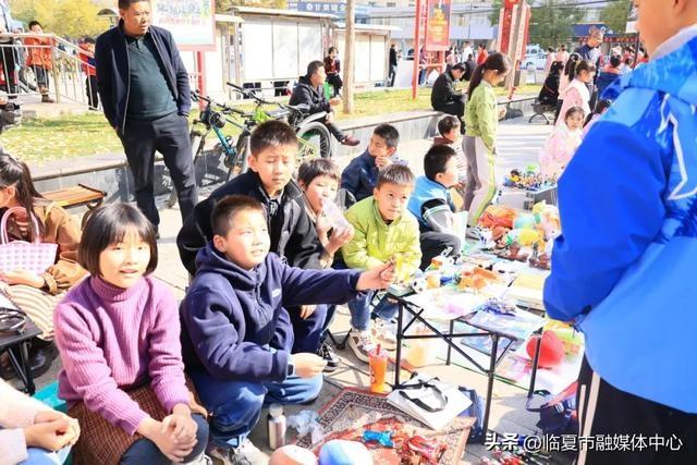 临夏州妇联携手海伦倍优举办筑梦公益爱心义卖活动，现场宛如欢乐海洋  第8张