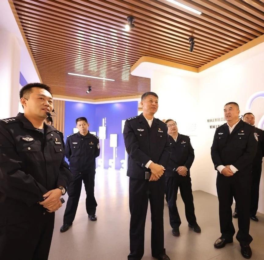 陕西省公安厅副厅长一行调研韩森寨派出所，了解基层警务工作  第3张