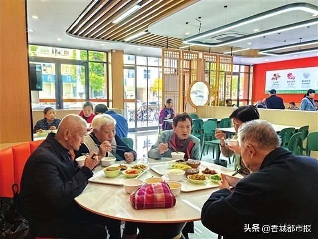 惠民食堂开到家门口，咸安区居民有福了  第2张