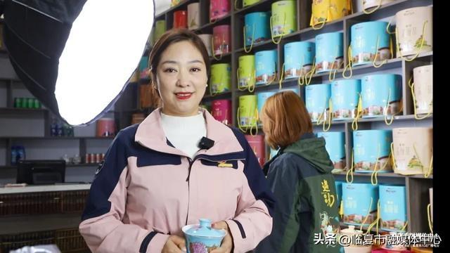 双十一消费季，临夏市河州盖碗茶文化博览园全力冲刺，线上直播火爆进行中  第6张