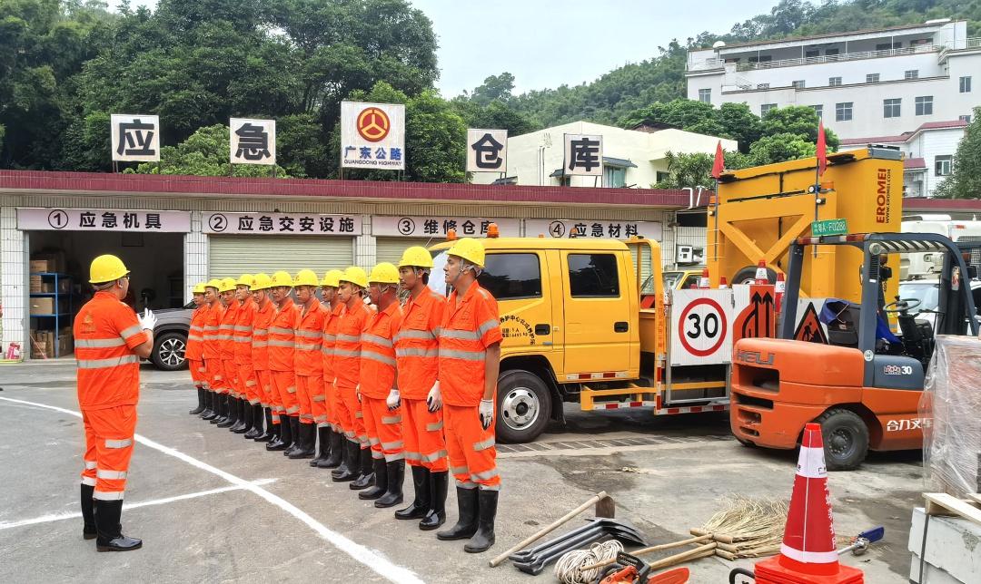 未通知就演练？市道路养护中心举行三防人行涵洞水浸双盲应急演练  第3张
