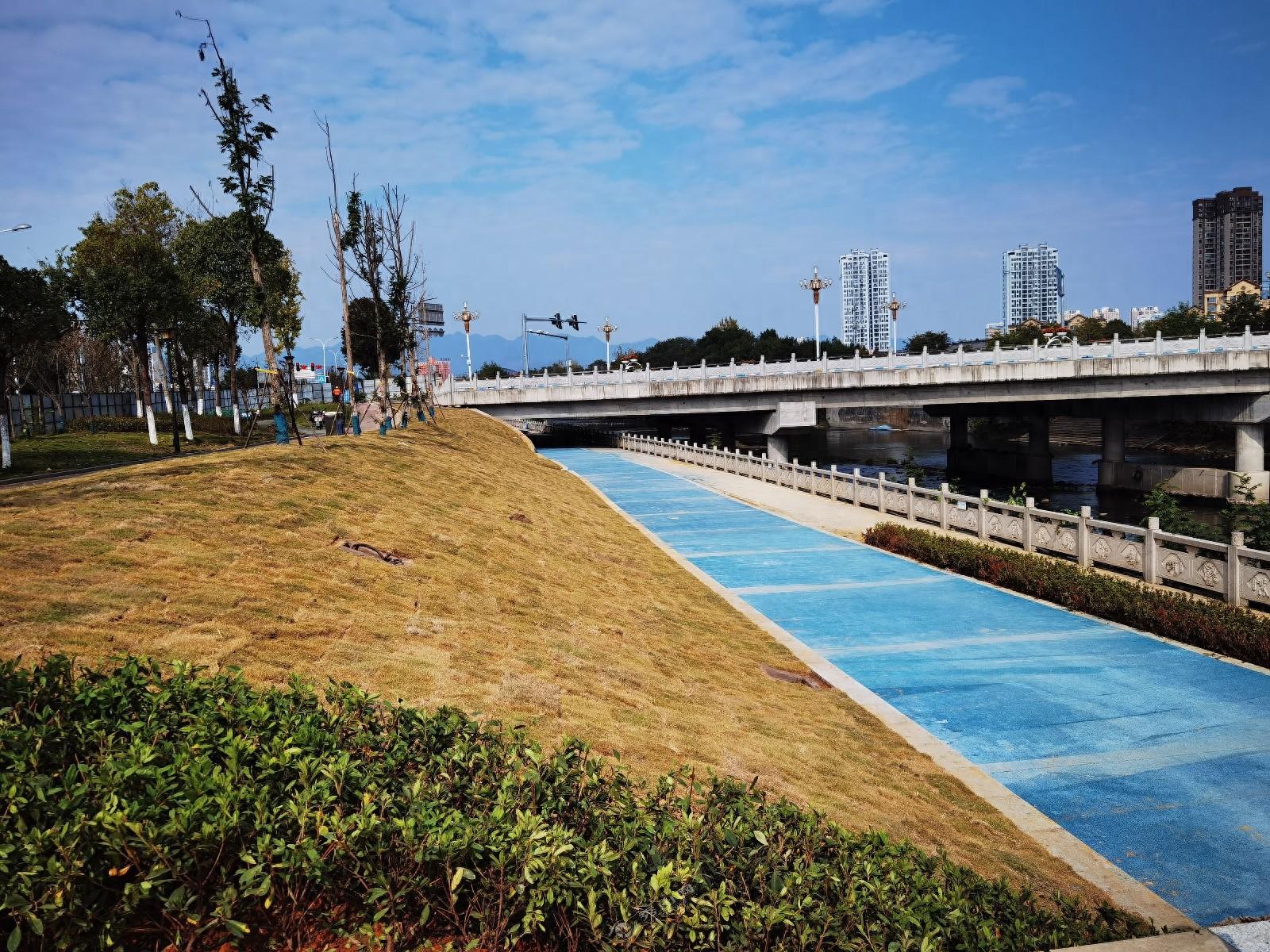 本月底，近 3 公里的全新升级健身步道将投入使用，你准备好了吗？