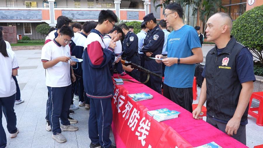 珍爱生命拒绝毒品！广州这所学校的禁毒宣传活动太震撼了  第2张