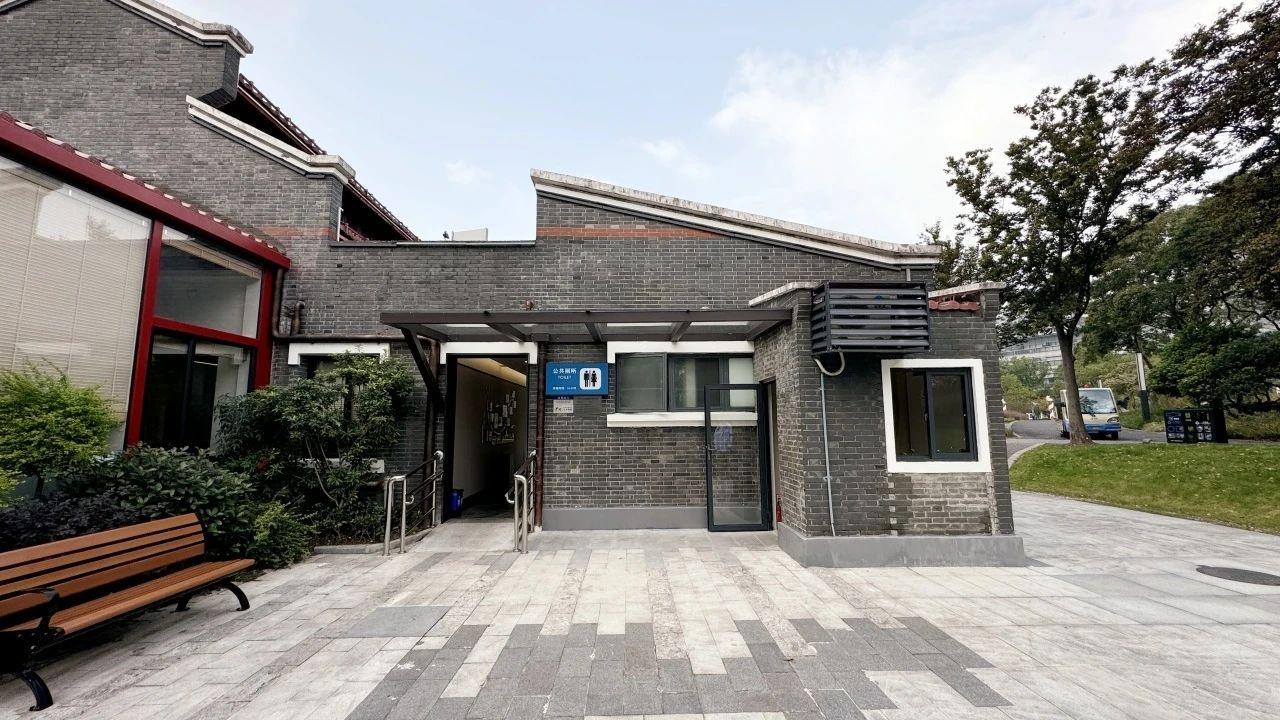 普陀这 3 家厕所美爆了！新古典主义、智慧平台系统，你一定要去看看  第2张