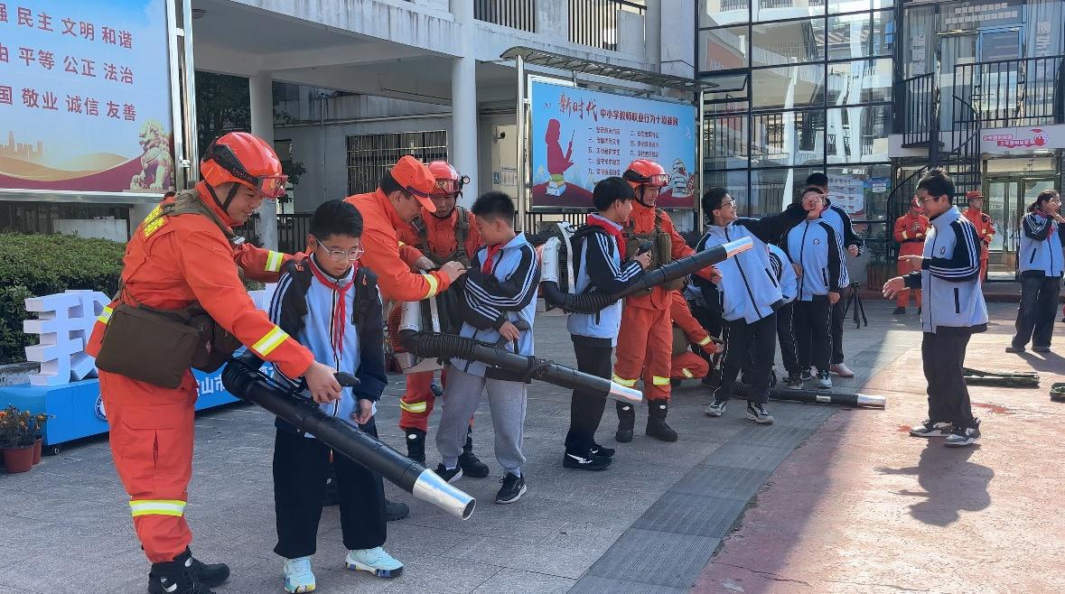 12119 你知道吗？屯溪区林业局开展森林防火宣传活动，你参与了吗？  第4张